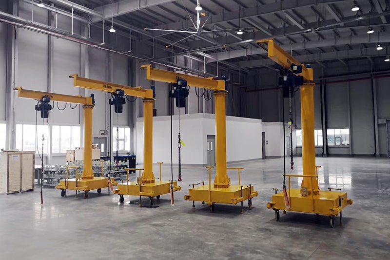 Cantilever portable jib cranes 