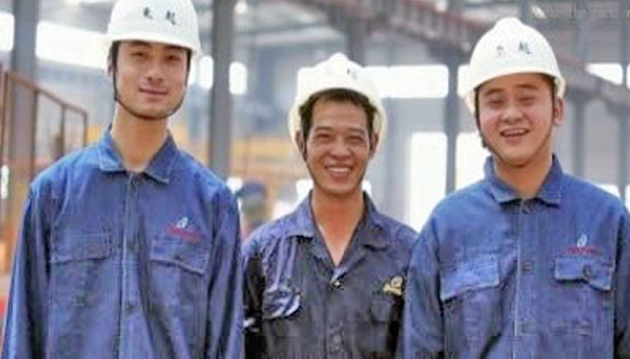 Skilled working team at Yuantai Crane Factory