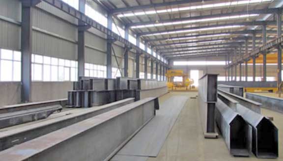 Single girder overhead crane processing at Yuantai Crane factory