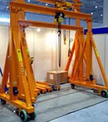 Adjustable height by electric power small gantry 