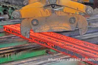 hot temperatuere billet handling crane 