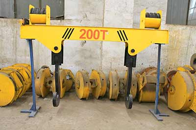 Overhead crane attachment - ladle crane speader