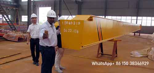 Saudi Arabian clients with Yuantai Crane overhead crane workshop 