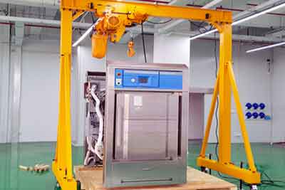 Low headroom gantry crane with eletric chain hoist 