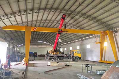 indoor gantry crane with single cantilever design 