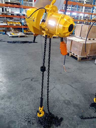  Electric chain hoist for sale Singapore