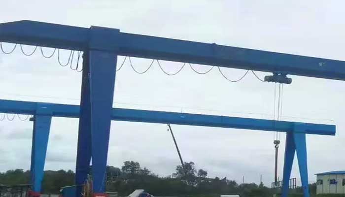 Outdoor gantry crane for sale, 10 ton gantry crane for concrete precasting yard