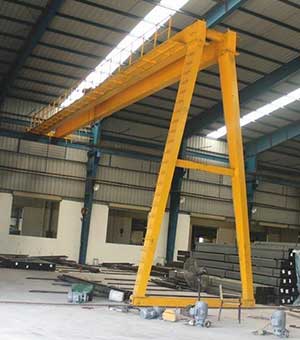 Semi gantry crane for warehouse with double girder design 