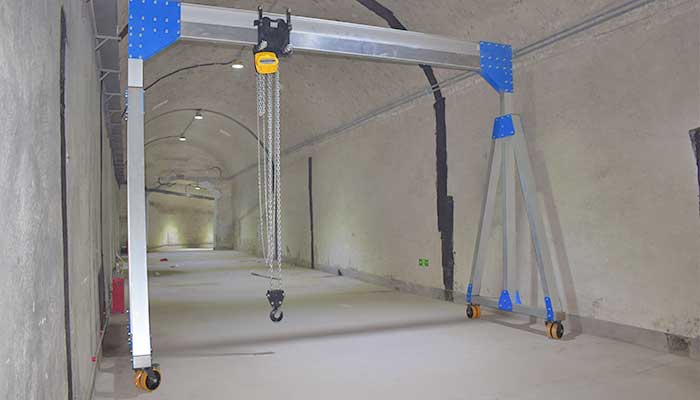 Manual Rolling Crane Hoist