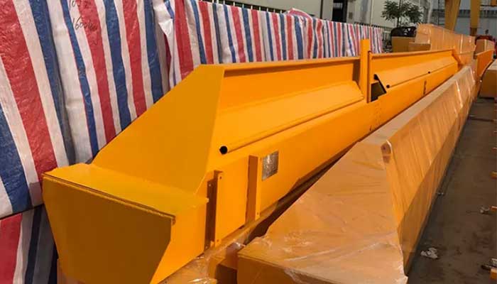  Main girder of the industrial overhead crane 