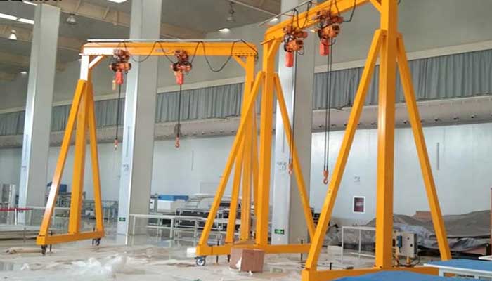 Manual Travelling Portable Cranes