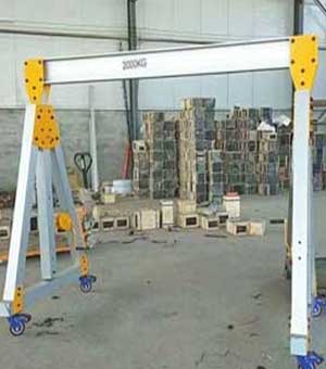 Fixed height aluminum lightweight portable gantry crane