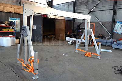 LT3: Feltes Aluminum Gantry Crane with Adjustable Span and Height