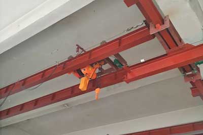 Under Running Double Girder Crane (Underhung Crane):