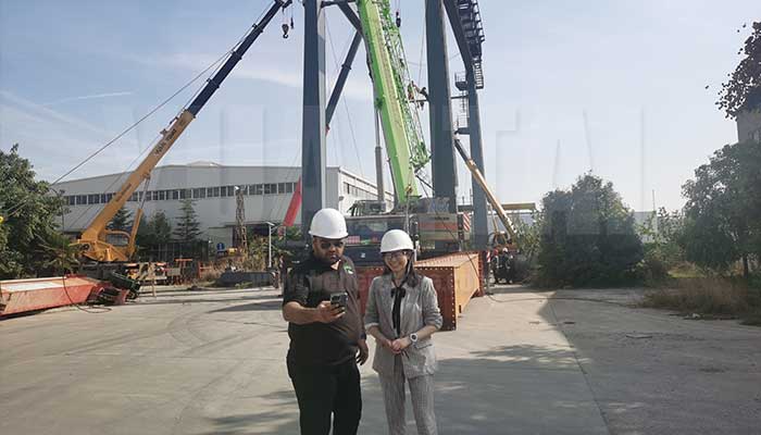 Visting the underconstruction project of 100 ton rtg 