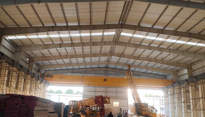 Double girder eot crane installation 