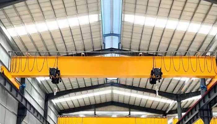 advanced double hoist overhead crane with advanced precision control system 