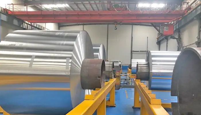 Double girder overhead crane for aluminum coil handling 