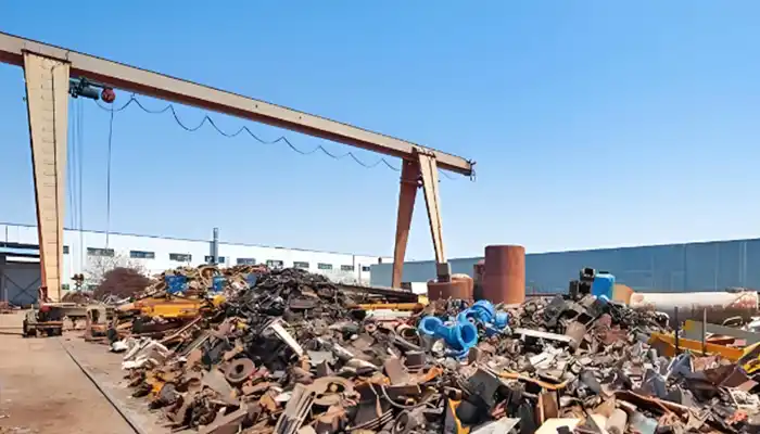 antry cranes play a critical role in optimizing material flow within steel recycling yards: