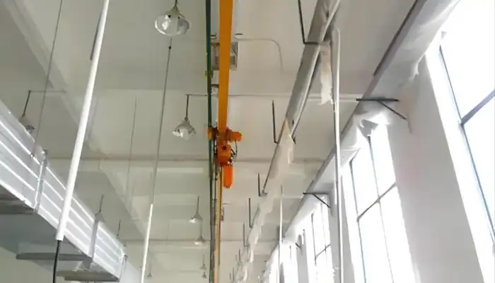 Ceiling-Mounted Systems with straight H beam 