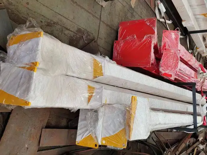 Packed  steel strucutre of 5 ton portable gantry crane for sale 