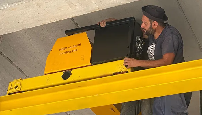 installation of 5 ton overhead crane in the application workshop 