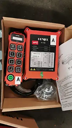 Wireless remote controller for electric hoist 