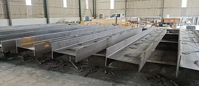 Runway beam of 25 ton overhead crane 