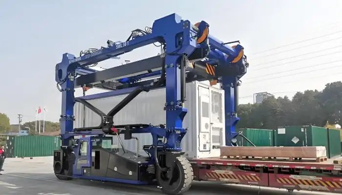 60 ton straddle carrier for container handling 